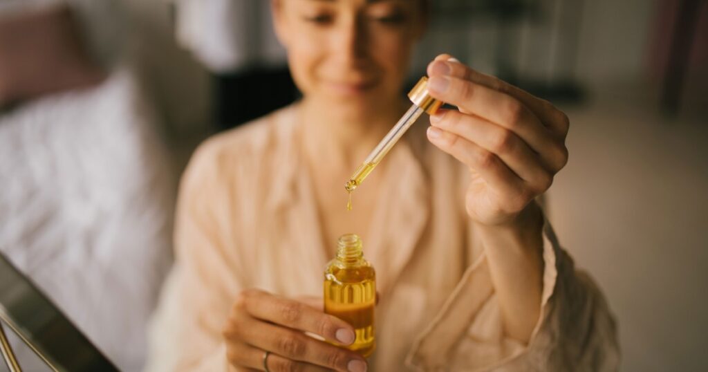 Shoppers Swear This  Gentle Retinol Serum Makes Them ‘Feel Years Younger’