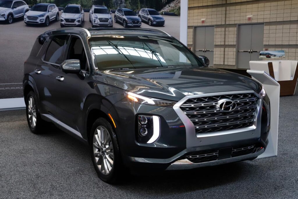 Hyundai issues recall for hundreds of thousands of popular SUV model over faulty feature Hyundai issues recall for hundreds of thousands of popular SUV model over faulty feature