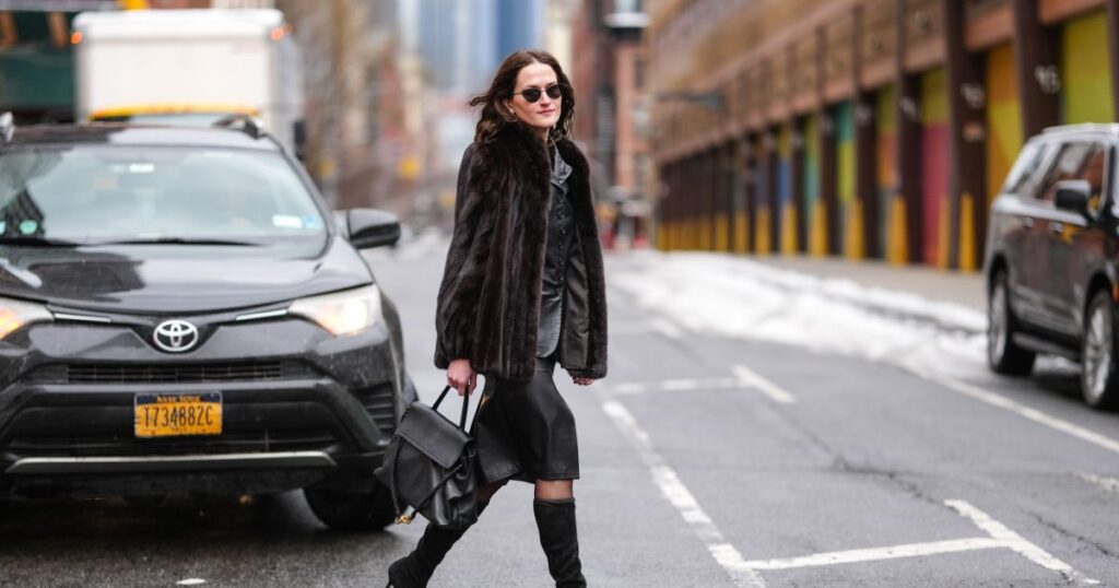 I Live in New York  — Here’s What the Rich Manhattan Girls Are *Actually* Wearing for Winter