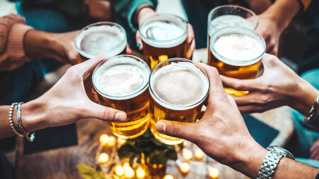 The top non-alcoholic beers that actually taste like beer, according to experts The top non-alcoholic beers that actually taste like beer, according to experts