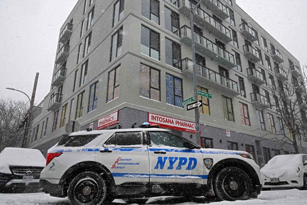 Newborn baby found dead in mom’s NYC apartment : sources