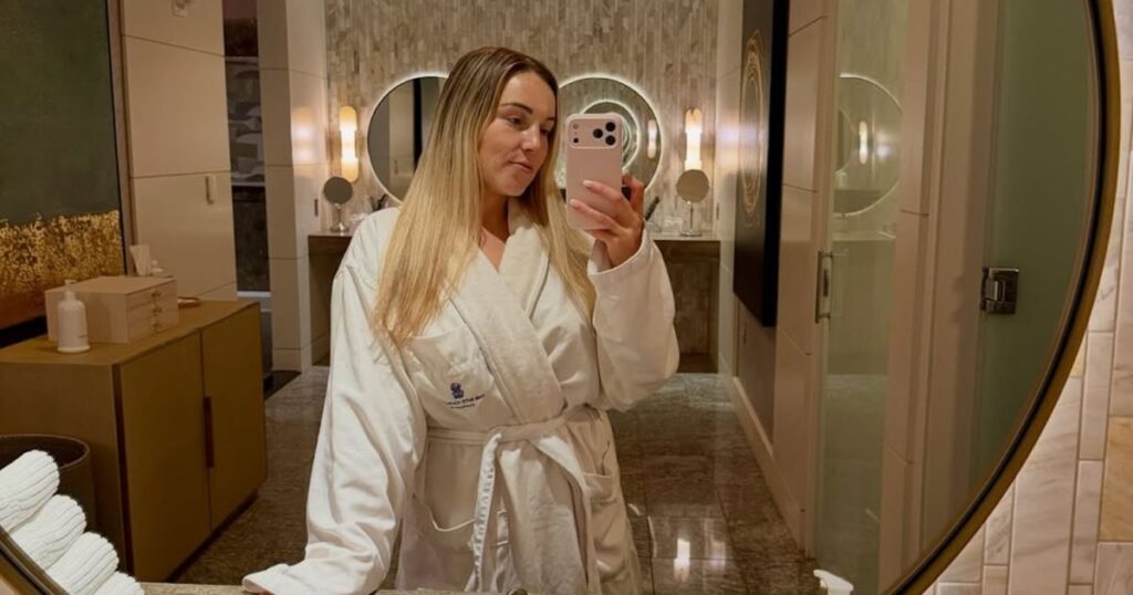 Influencer Jensen Savannah Nichol Announces Split From Husband: ‘Hasn’t Unfolded the Way I Expected’ Influencer Jensen Savannah Nichol Announces Split From Husband: ‘Hasn’t Unfolded the Way I Expected’