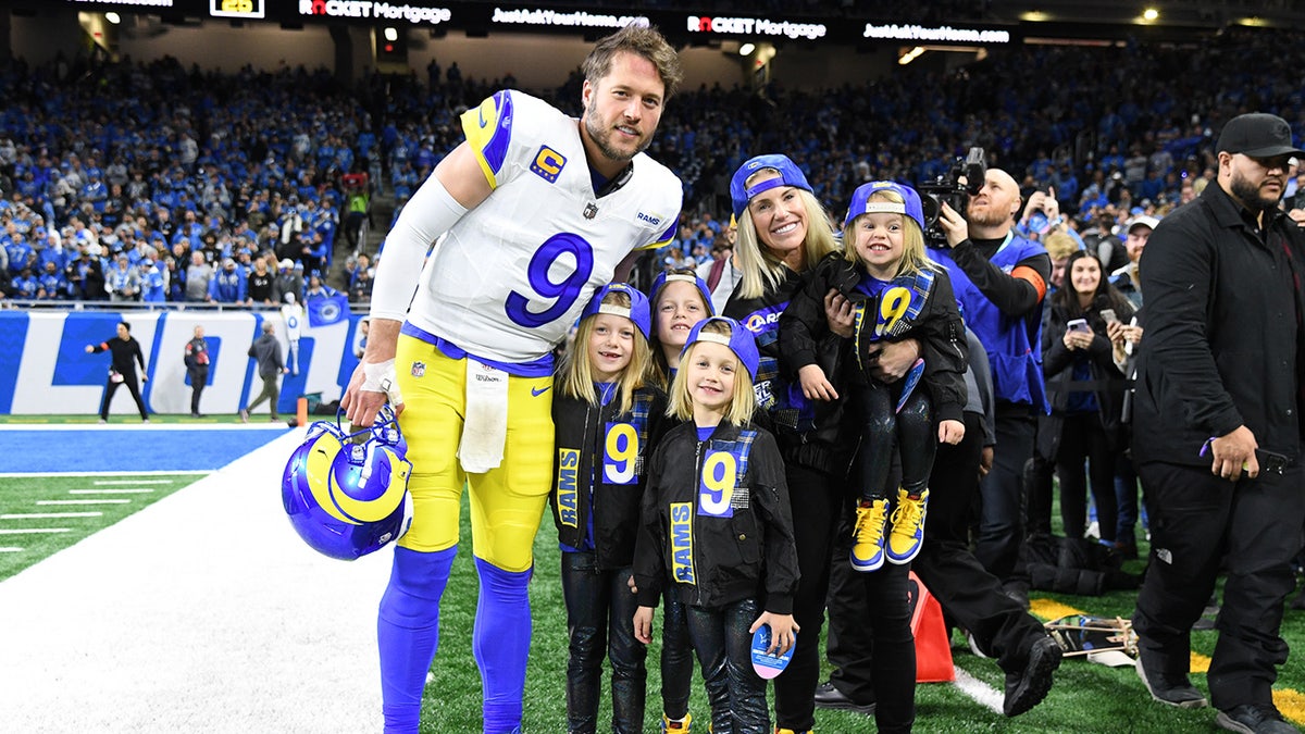 Matthew Stafford with family before game