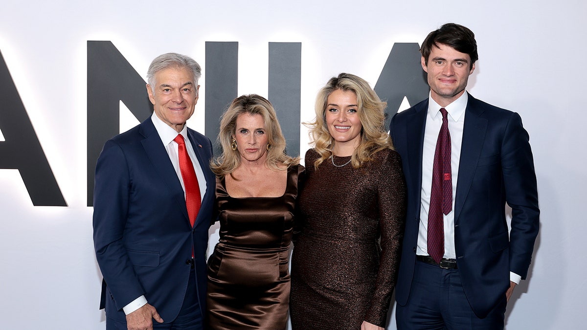 Mehmet Oz and family dressed up at the red carpet of the "Melania" premiere.