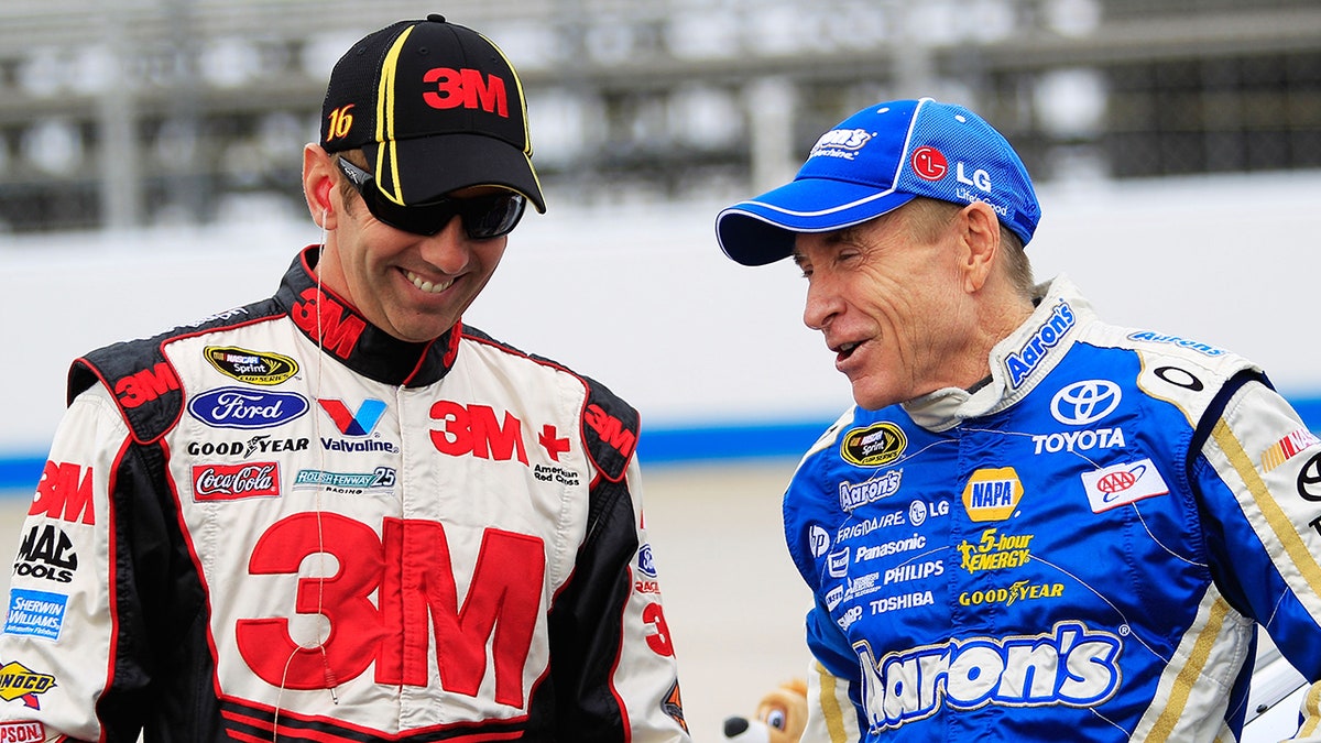 Greg Biffle and Mark Martin chat