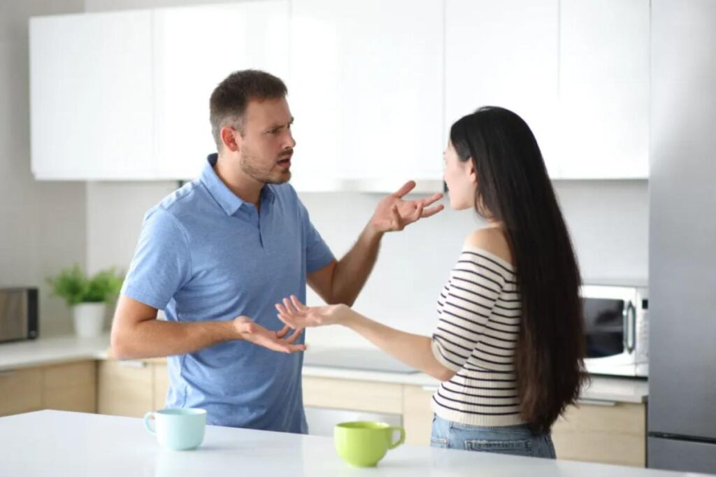 Dear Abby: My brother isn’t speaking to me because I refused to give him sensitive information Dear Abby: My brother isn’t speaking to me because I refused to give him sensitive information