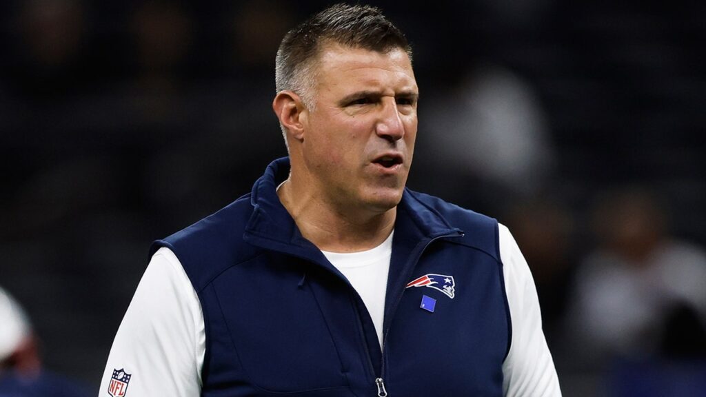 Patriots coach Mike Vrabel reveals extreme sacrifice he’d make to his male anatomy to win the Super Bowl