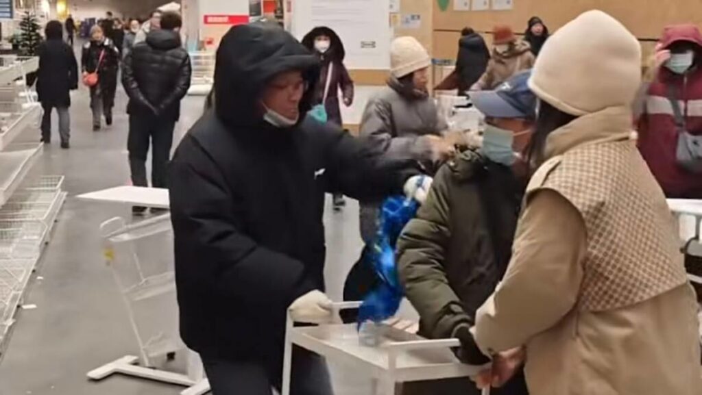 Shoppers clash over furniture at Ikea amid China store closures Shoppers clash over furniture at Ikea amid China store closures