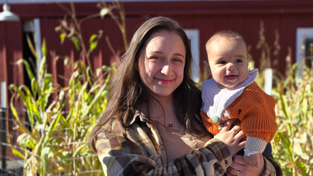 Illinois teen stabs pregnant woman 70 times, knifes dog, sets home ablaze during Facebook Marketplace meetup Illinois teen stabs pregnant woman 70 times, knifes dog, sets home ablaze during Facebook Marketplace meetup