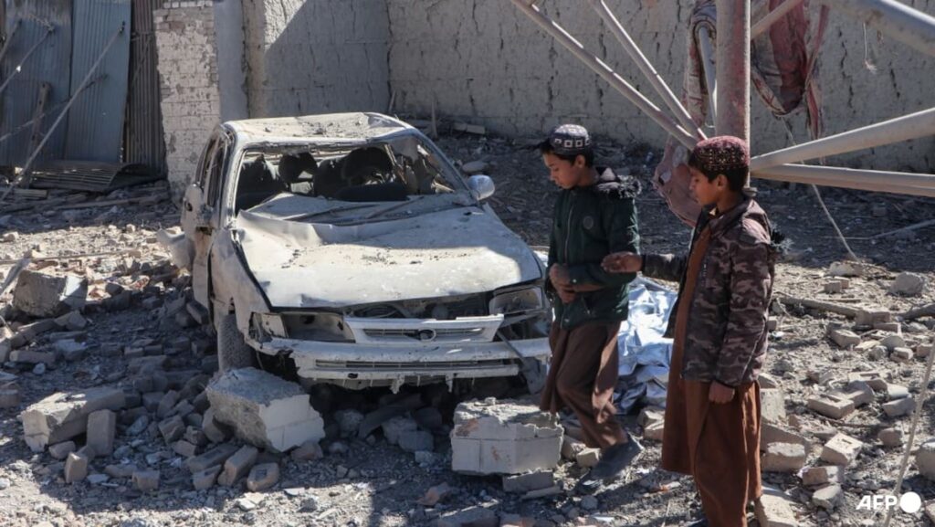 Pakistan bombs Kabul after Afghanistan attacks border