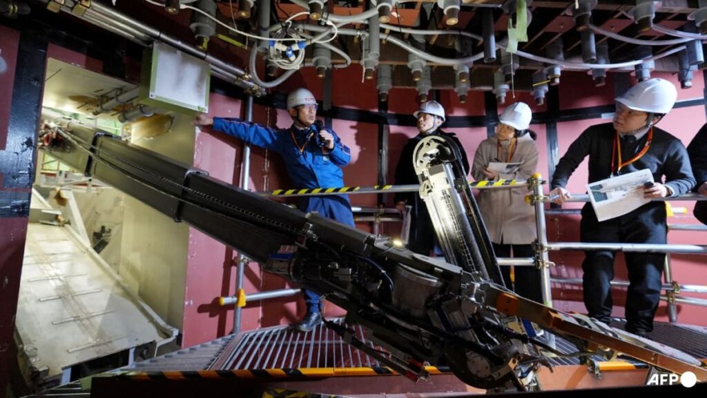 Snake-like robot unveiled for Fukushima debris removal