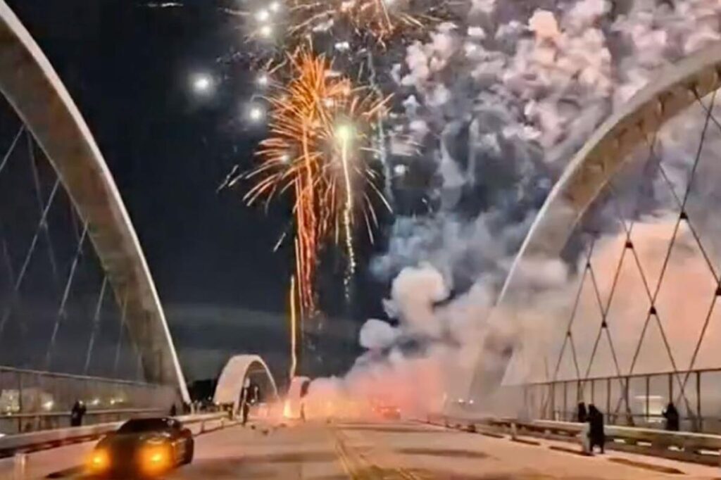 Knuckleheads stage illegal fireworks show off iconic LA bridge — again: viral video