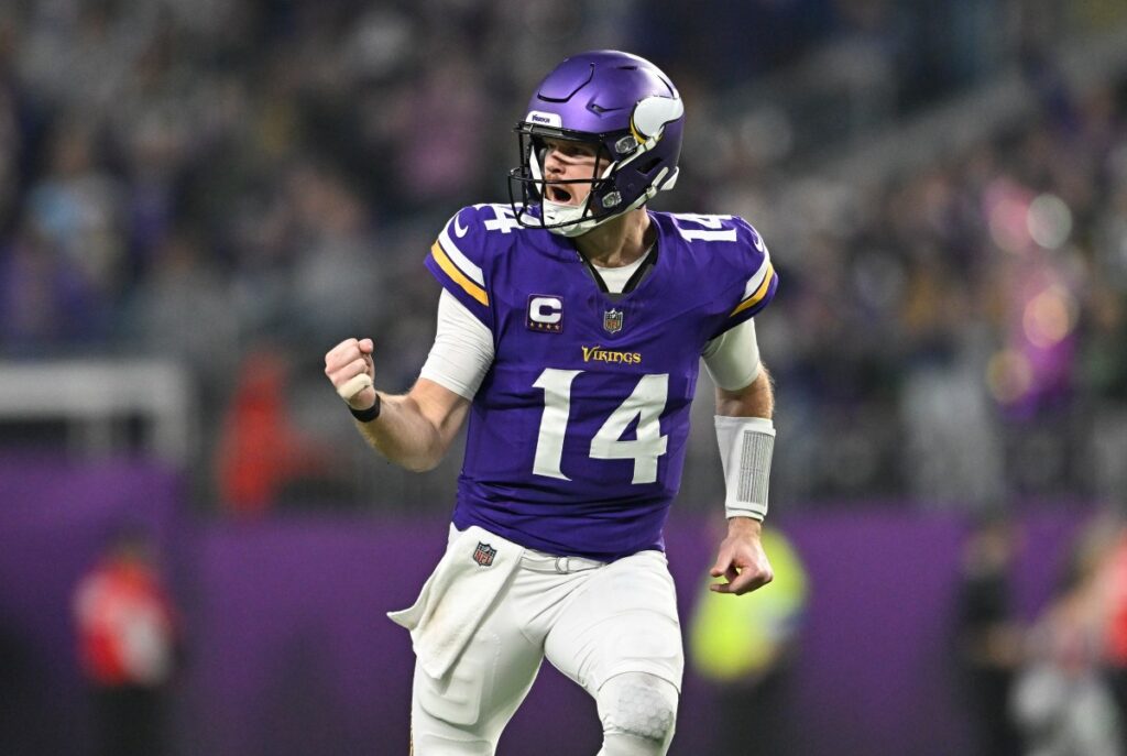 Minnesota Vikings Star Rips Into Team Over Sam Darnold