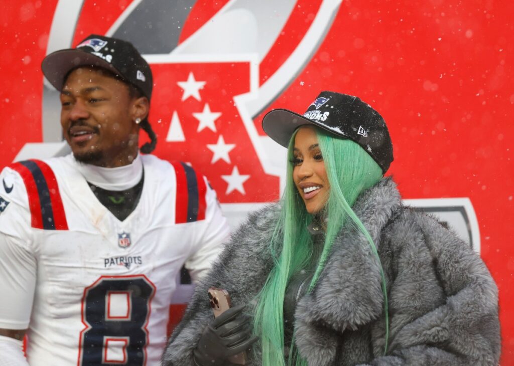 Stefon Diggs Gets 2-Word Message From Cardi B for Super Bowl LX