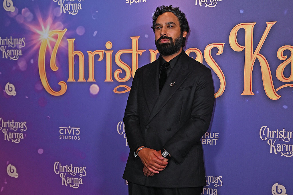 ‘Big Bang Theory’ Star Admits to Secret Spending as ‘Masked Vigilante’ ‘Big Bang Theory’ Star Admits to Secret Spending as ‘Masked Vigilante’