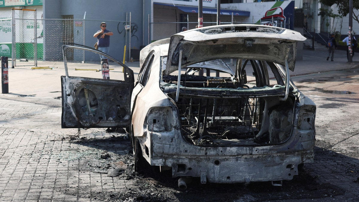 Vehicle fires, roadblocks in Mexico