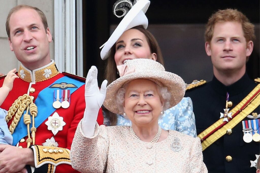 Prince William and Harry’s Sweet Bond With Queen Elizabeth Goes Viral Prince William and Harry’s Sweet Bond With Queen Elizabeth Goes Viral