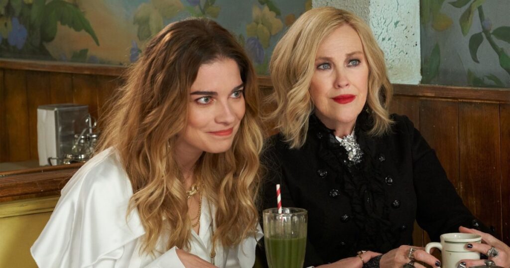Catherine O’Hara’s ‘Schitt’s Creek’ TV Daughter Annie Murphy Reacts to Her Death at 71: ‘Lucky to Have Her’