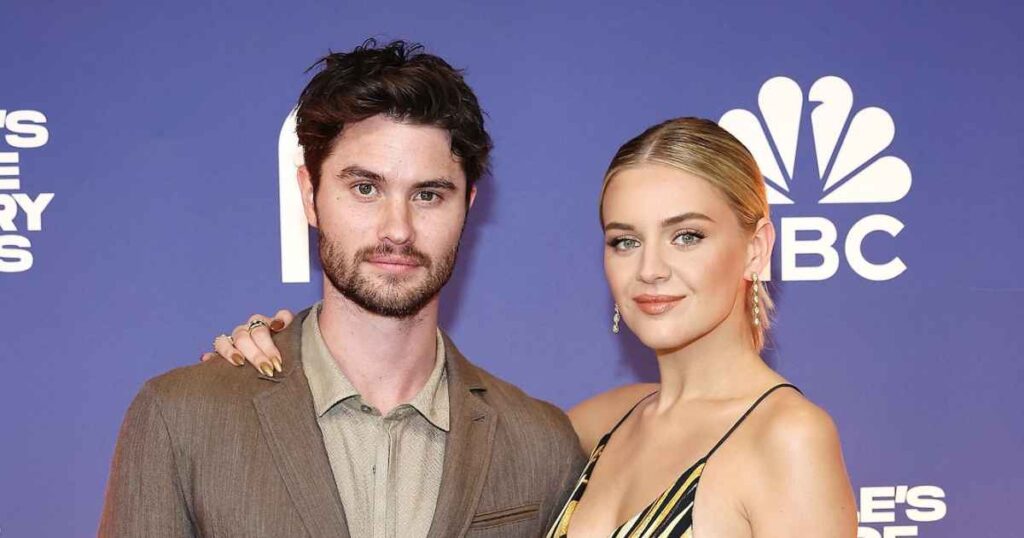 Kelsea Ballerini Agrees With ‘Wandering Eyes’ and ‘Hidden Phones’ Post After Chase Stokes Split