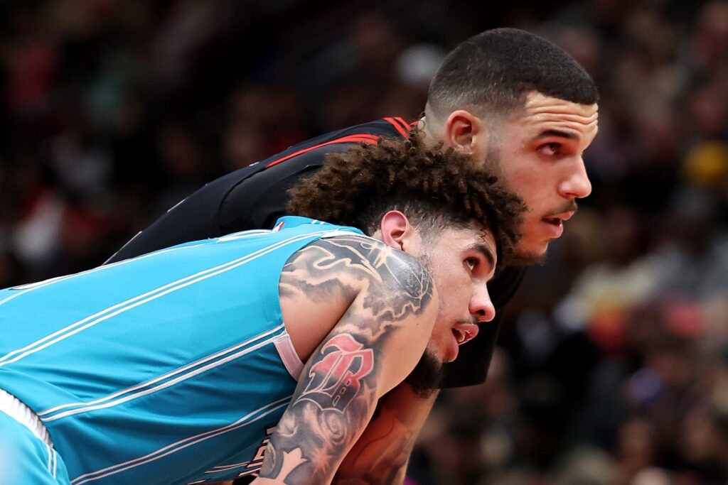 Lonzo Ball Linked to Team Up With Brother LaMelo on Hornets After Trade