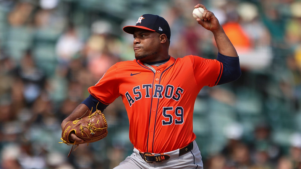 Framber Valdez throws a pitch