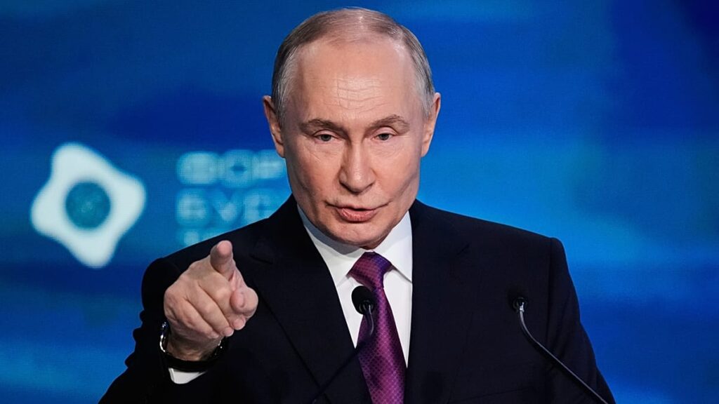 ‘Self-defeating’: EU and US clash over Russia sanctions relief