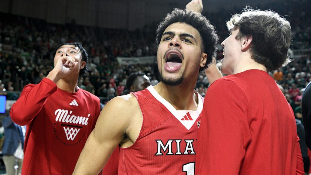 Miami RedHawks complete undefeated regular season with dramatic overtime victory over Ohio