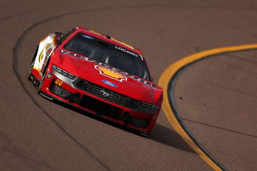 How to Watch Straight Talk Wireless 500: Live Stream NASCAR Cup Series, TV Channel