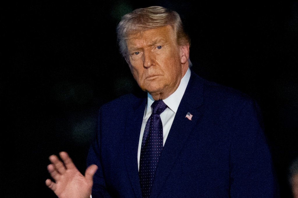 Trump Approval Rating Hits New Low With Independents