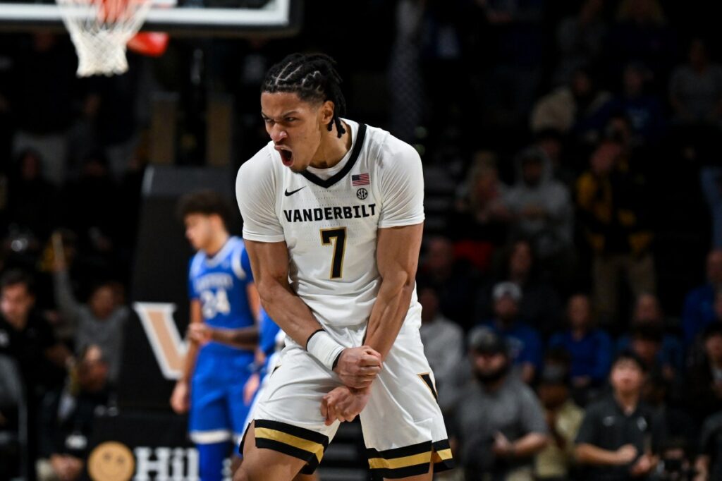 ESPN Broadcaster Nails ‘Friends’ Reference With Vanderbilt’s Chandler Bing