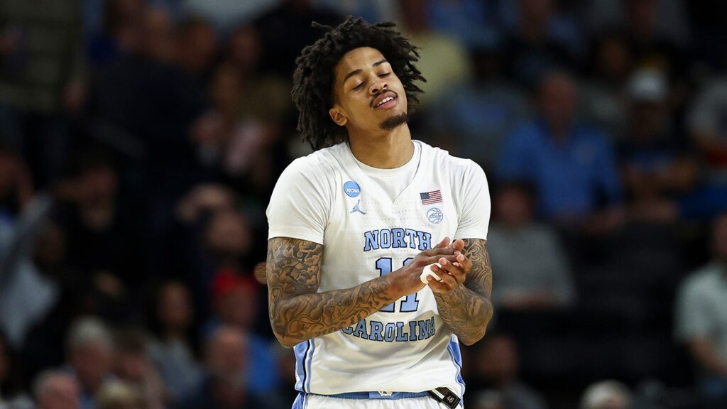 UNC collapses late, blows 19-point lead in shocking overtime loss to VCU UNC collapses late, blows 19-point lead in shocking overtime loss to VCU