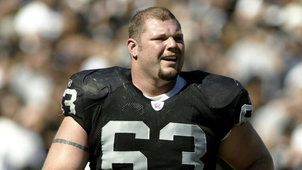 Former Raiders All-Pro center Barret Robbins dead at 52: ‘Deeply saddened’