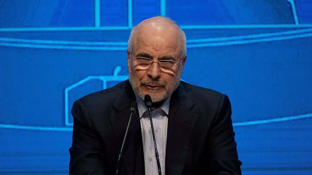 Iran vows enemies won’t escape without a ‘lesson’ amid warning of ‘major world war’ and more top headlines Iran vows enemies won’t escape without a ‘lesson’ amid warning of ‘major world war’ and more top headlines