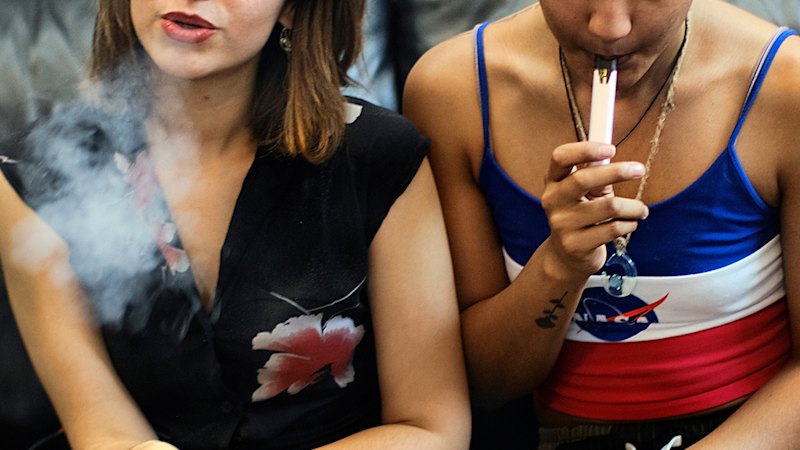 Australian scientific review finds vaping likely causes cancer Australian scientific review finds vaping likely causes cancer