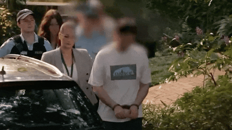 Sydney teacher allegedly groomed teenage girl online Sydney teacher allegedly groomed teenage girl online