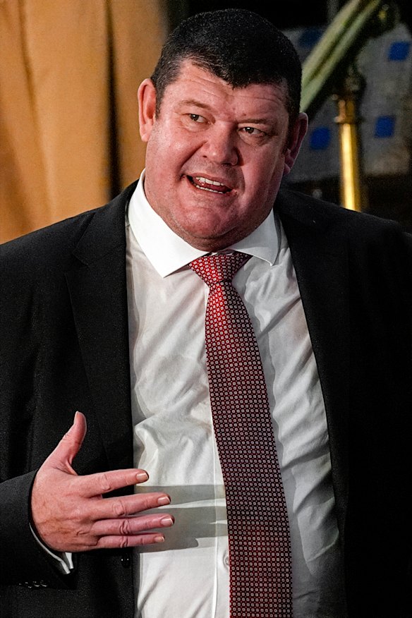 Billionaire James Packer lost his long-time general counsel and company secretary Catherine Davies, who has left Consolidated Press Holdings.