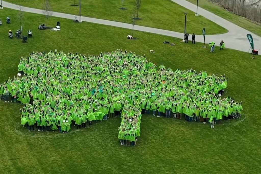 City of Dublin, Ohio unofficially breaks Guinness World Record with human shamrock