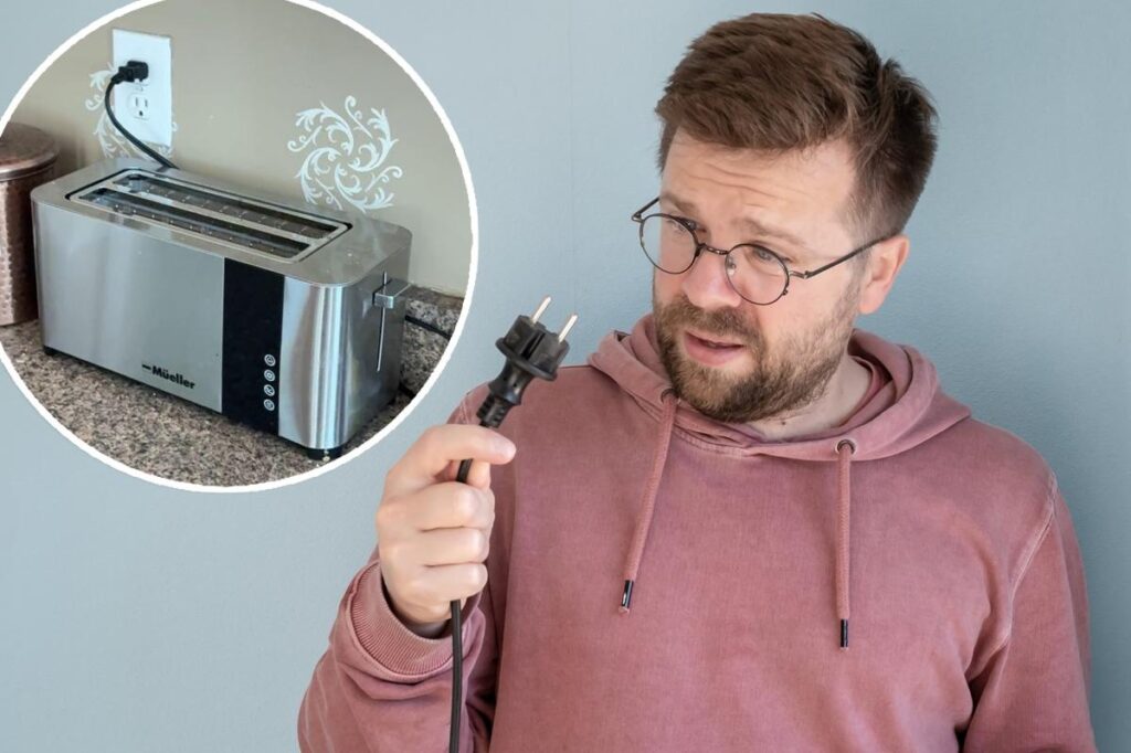 Tenant stunned when landlord orders all home appliances unplugged — and people are shockingly in agreement Tenant stunned when landlord orders all home appliances unplugged — and people are shockingly in agreement