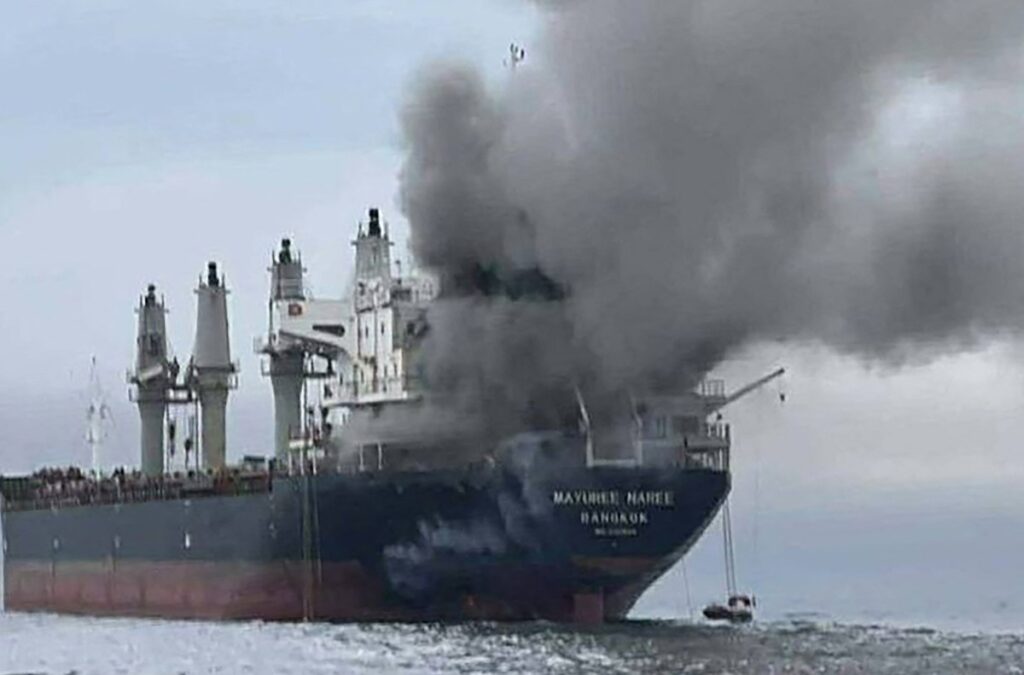 How can the Strait of Hormuz be reopened? 