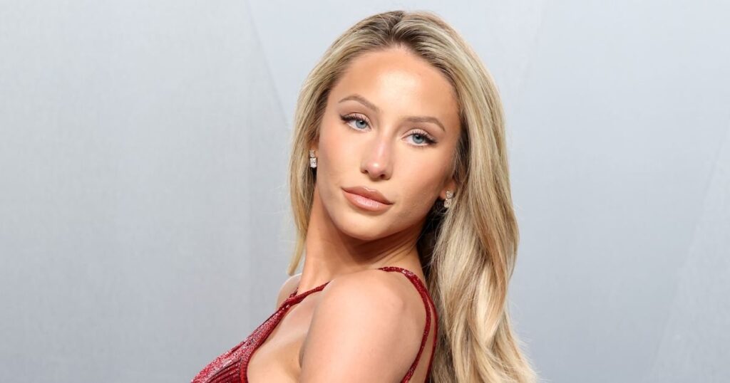 Alix Earle Does Her Own Makeup for the 2026 Vanity Fair Oscar Party: ‘Might Be a Terrible Idea’