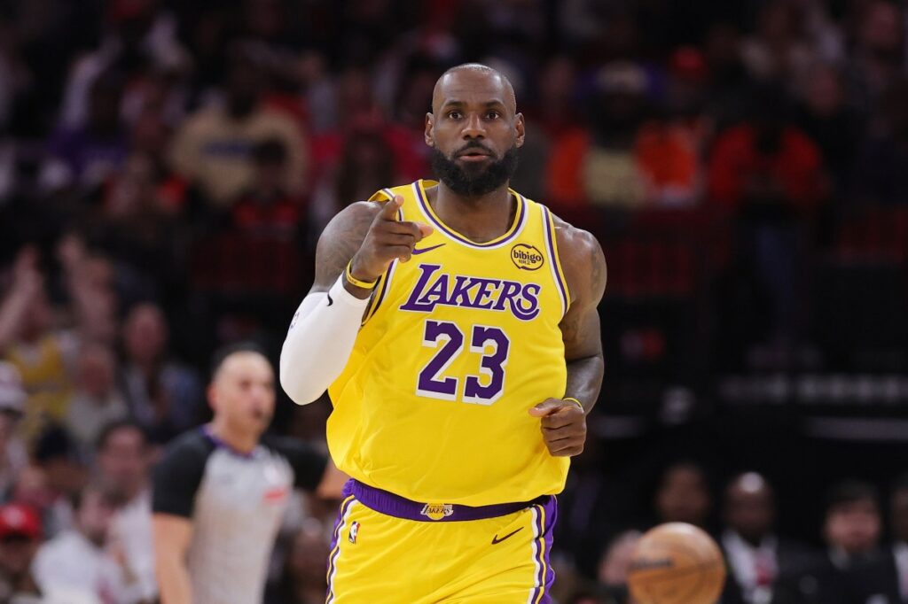 Lakers’ LeBron James Defies Physics With Latest Dunk vs Rockets