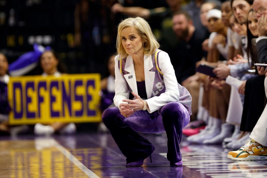 LSU’s Kim Mulkey Exasperated by Retirement Rumors — ‘Do I Look That Bad?’ LSU’s Kim Mulkey Exasperated by Retirement Rumors — ‘Do I Look That Bad?’