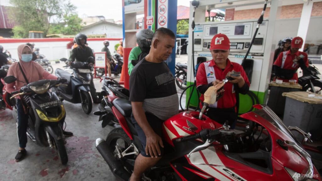 Indonesia eyes US.7 billion in savings to brace for Middle East war impacts Indonesia eyes US.7 billion in savings to brace for Middle East war impacts