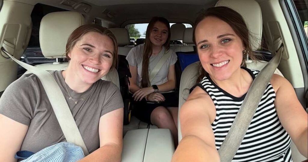 Where Does Jinger Duggar Stand With Her Parents and Siblings After Relocating to Los Angeles? Where Does Jinger Duggar Stand With Her Parents and Siblings After Relocating to Los Angeles?