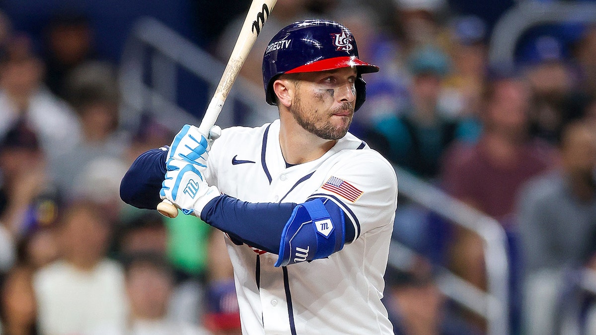 Alex Bregman hits for Team USA