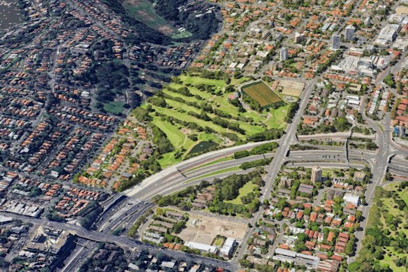 Cammeray Park and its golf course sits amid dense housing.