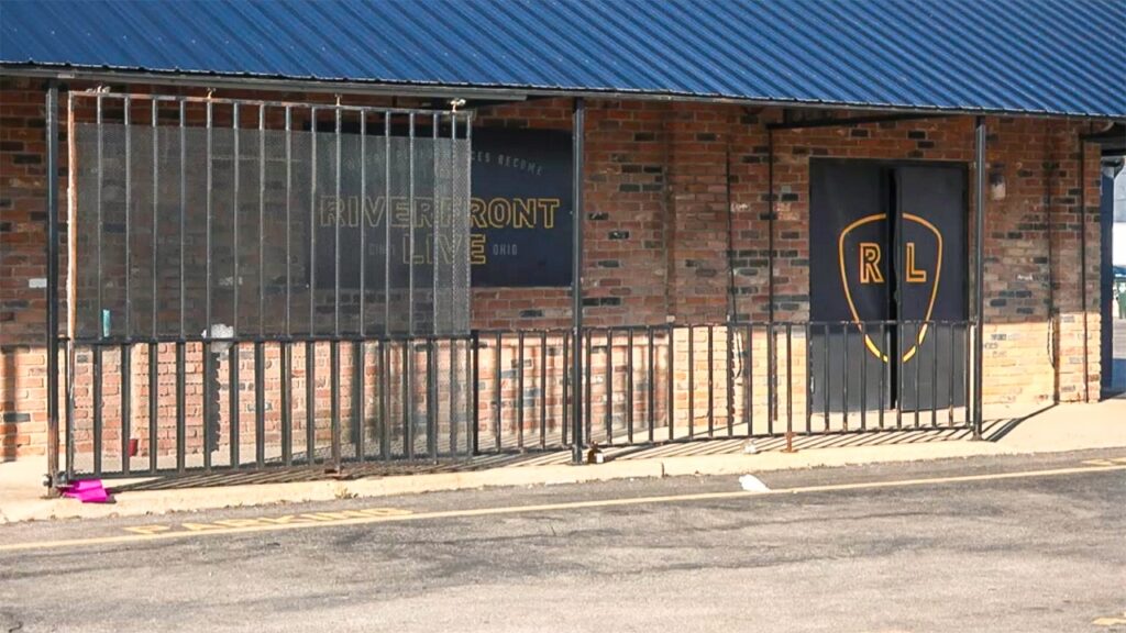 9 people injured in mass shooting at Riverfront Live in Cincinnati 9 people injured in mass shooting at Riverfront Live in Cincinnati