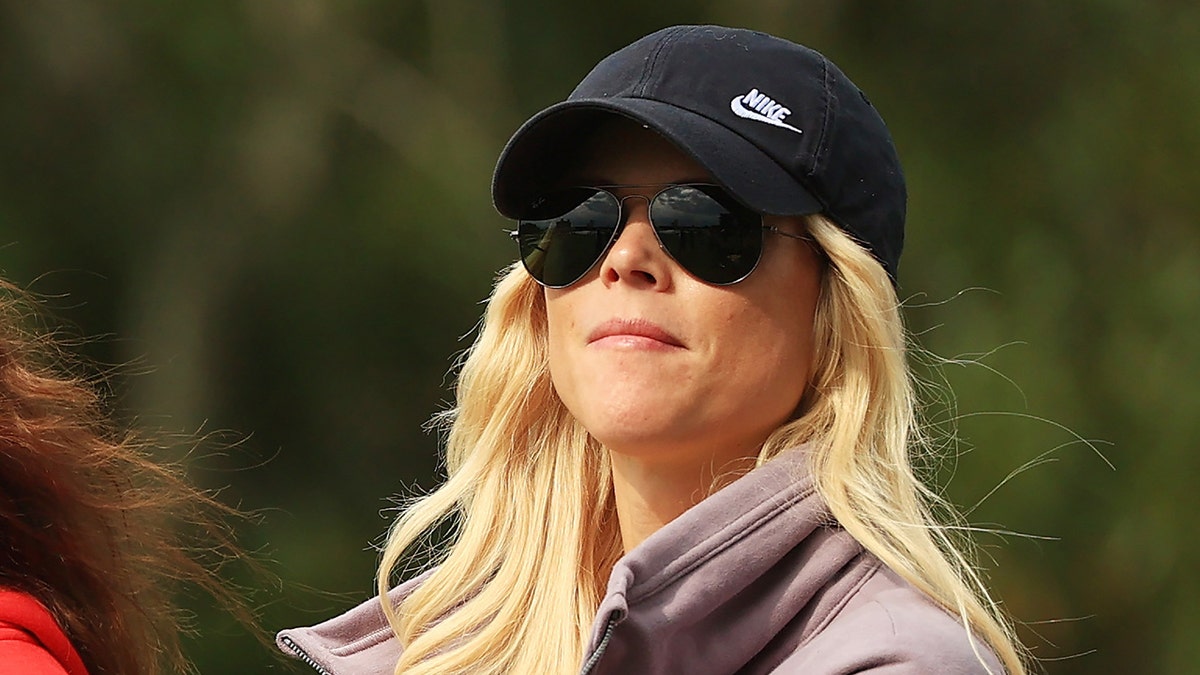 Elin Nordegren looks on course