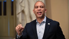 Jeffries accuses Republicans of ‘voter suppression’ over bill requiring voter ID, proof of citizenship