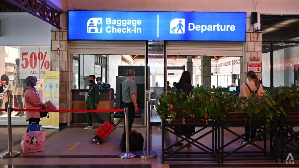 Batam Immigration investigates alleged extortion of foreign tourists, including Singaporean travellers Batam Immigration investigates alleged extortion of foreign tourists, including Singaporean travellers